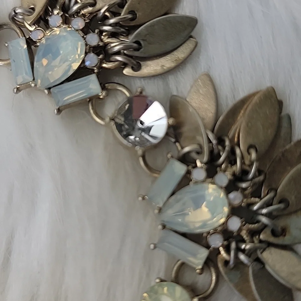 HALOGEN Opalescent Iridescent Glass Brass Tone Leaf Tassel Boho Fashion Bracelet